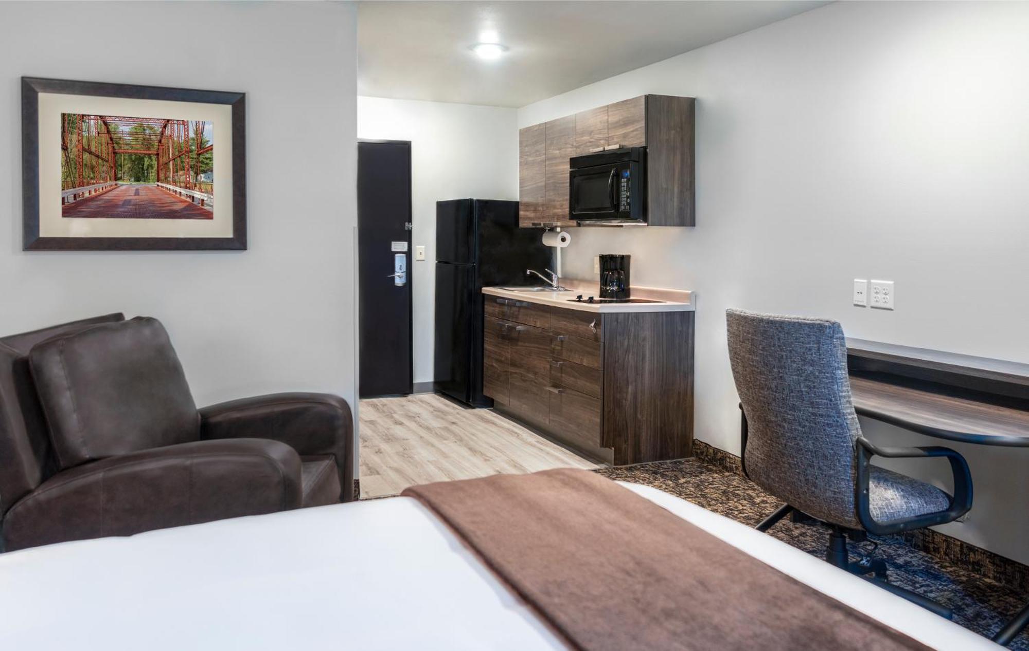 My Place Hotel-Vancouver, Wa Экстерьер фото