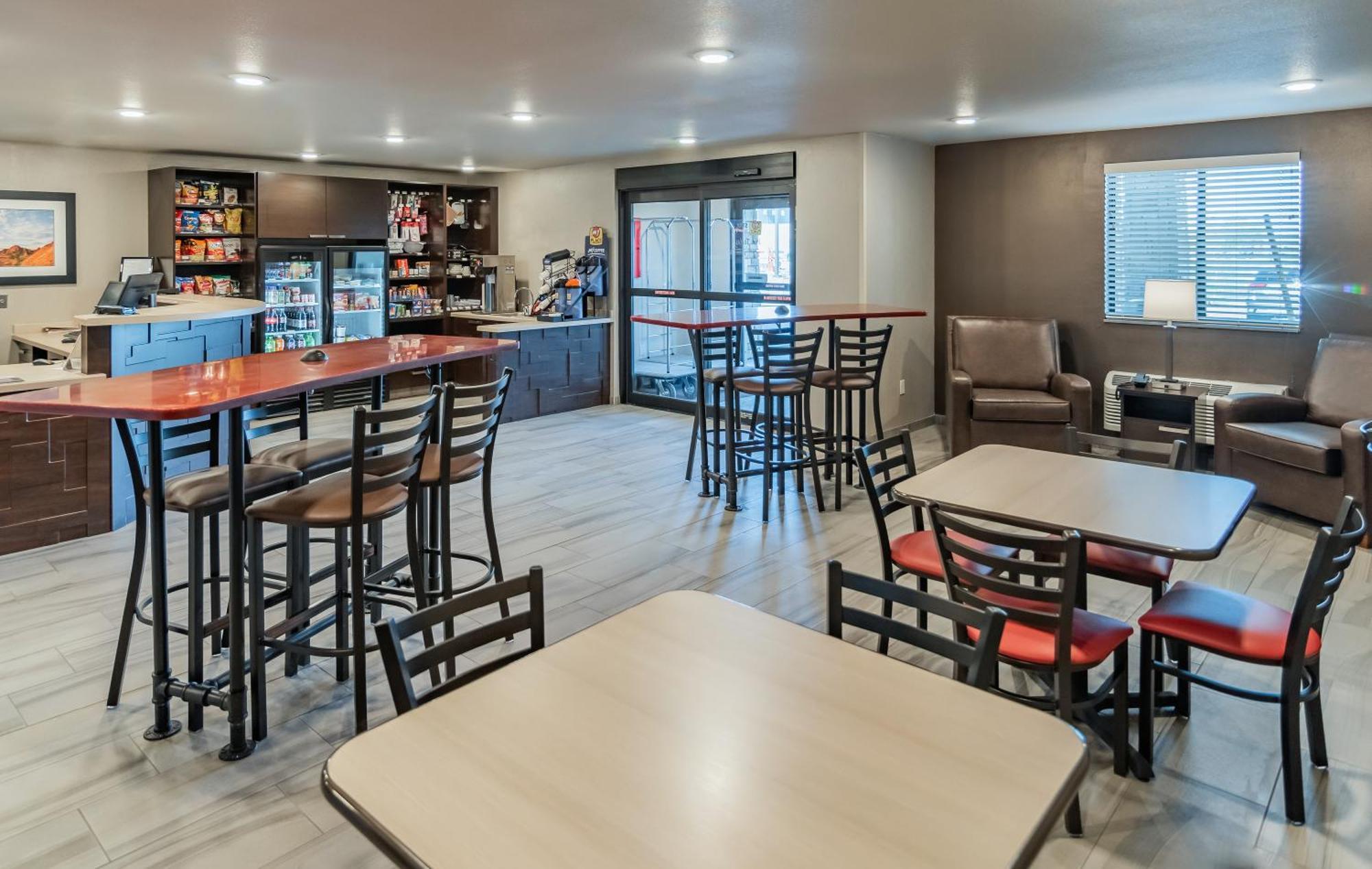 My Place Hotel-Vancouver, Wa Экстерьер фото