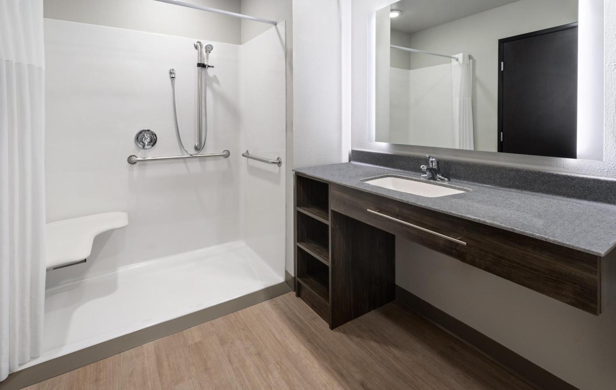 My Place Hotel-Vancouver, Wa Экстерьер фото