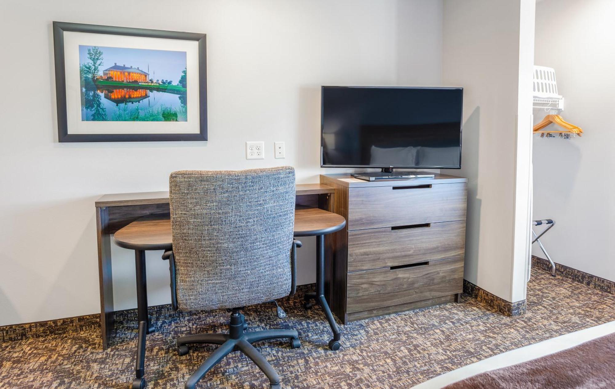 My Place Hotel-Vancouver, Wa Экстерьер фото