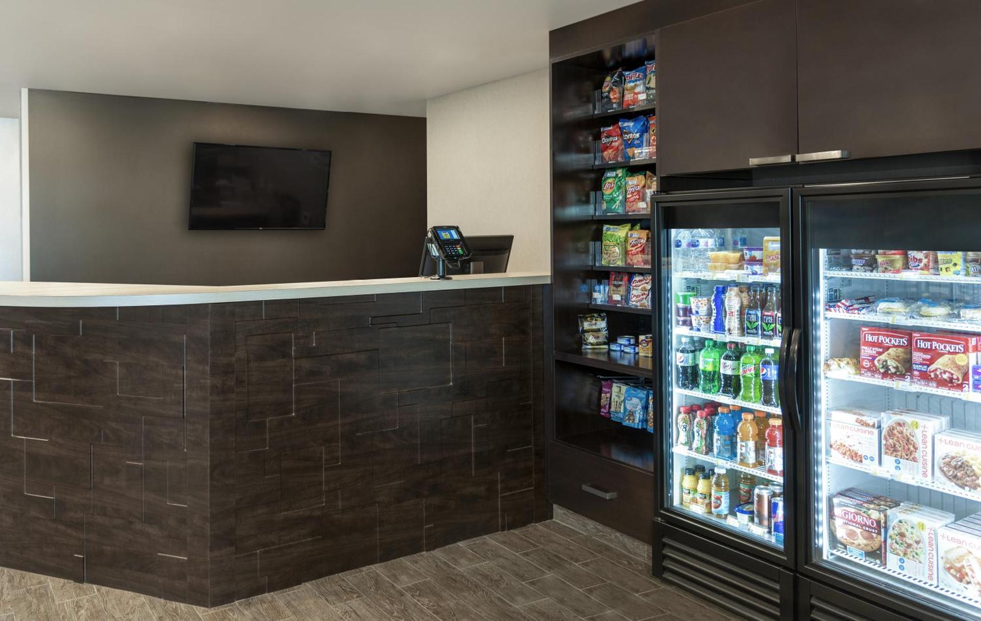 My Place Hotel-Vancouver, Wa Экстерьер фото